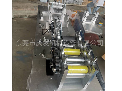 N95口罩打（dǎ）片機滾筒